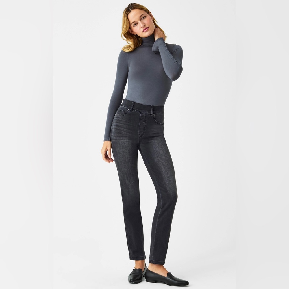NWT Spanx Straight Leg Jeans in Vintage Black